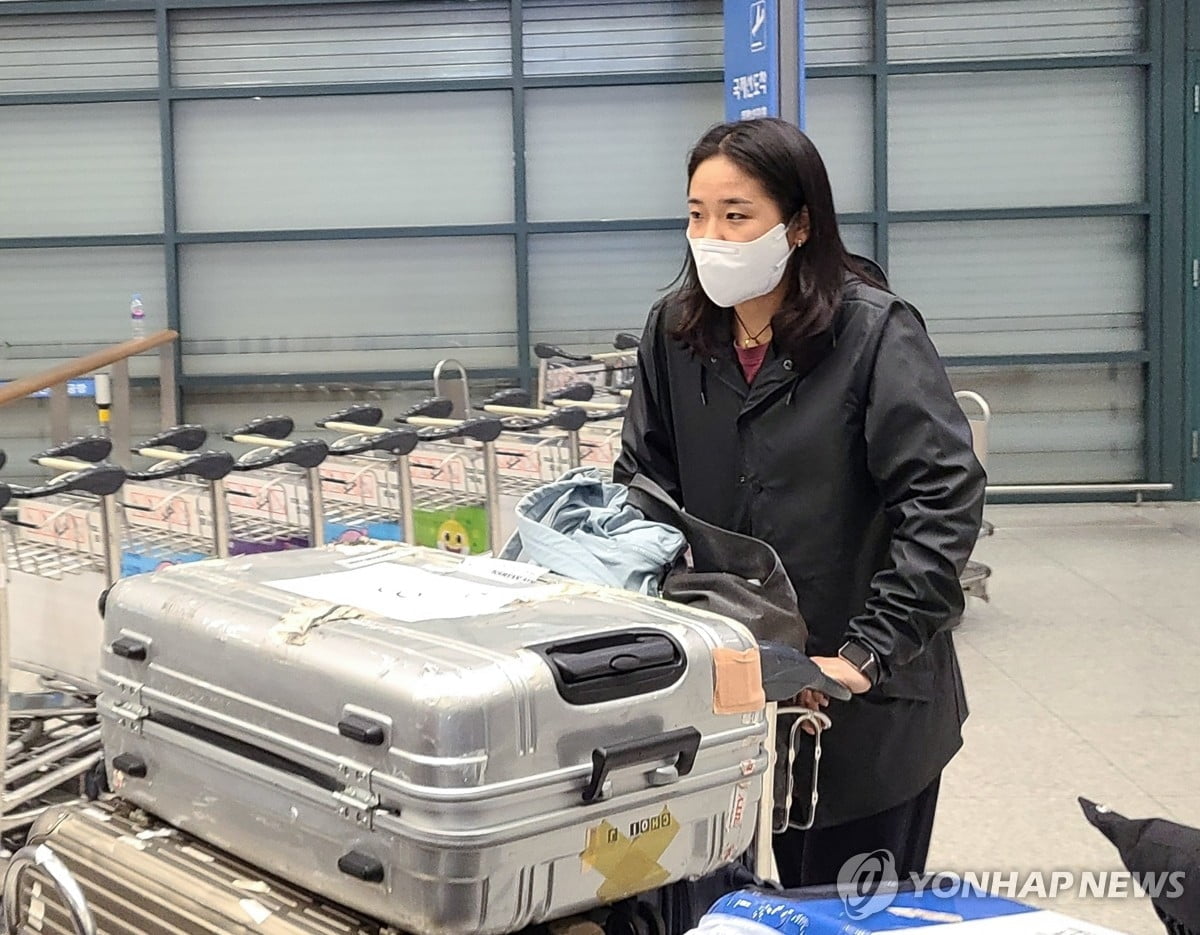 官方：阿坎吉、扎卡里亚、恩多耶等共4人因伤退出瑞士大名单