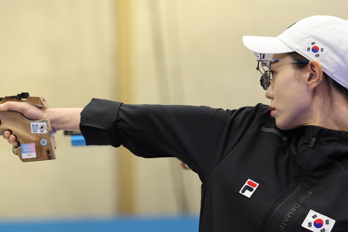 上次还是10年前，尤文队史第五次意甲前四轮零丢球