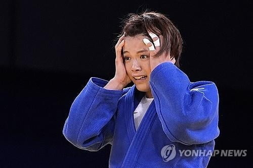 啥情况？福建男篮主帅朱世龙未露面，外籍助教担任现场指挥