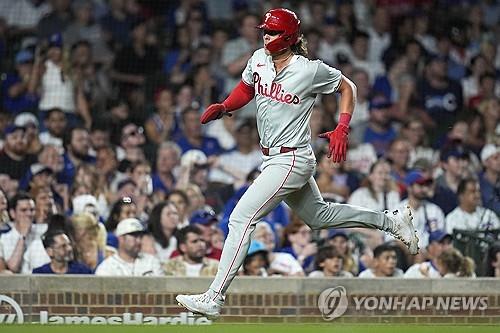 那不勒斯官方：K77右膝内侧副韧带轻度损伤，已开始康复治疗