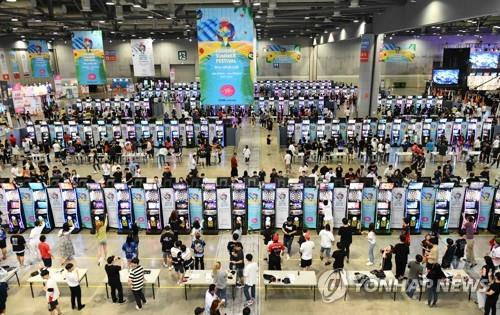 米体：罗马总监希望请回德罗西，但他必须说服弗里德金家族