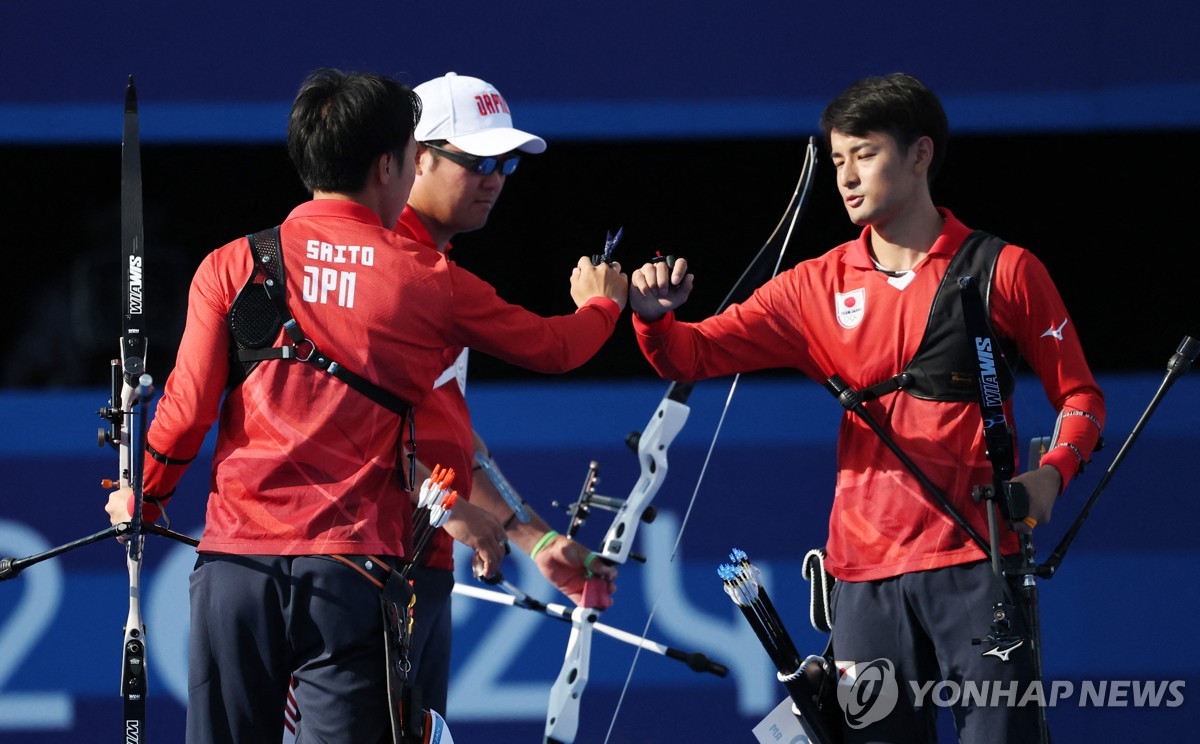 ⚽欧冠战报：莫拉塔破旧主 赖因德斯定胜局 维尼修斯进球难救主 皇马1-3AC米兰