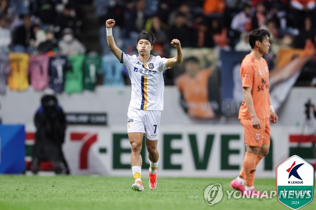 尽力局！麦科勒姆21中10空砍27分4篮板4抢断