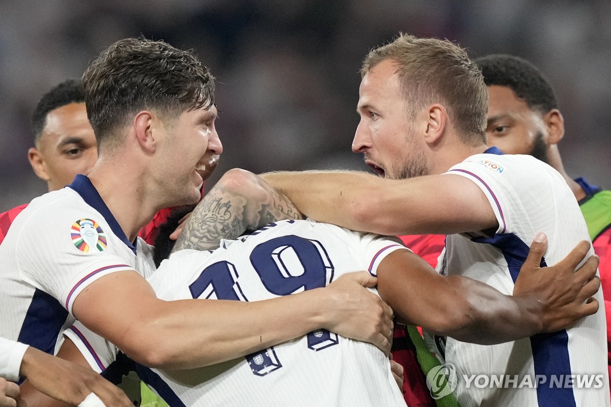 守田英正：客场2-0战胜沙特给了我们信心；远藤航位置更靠后
